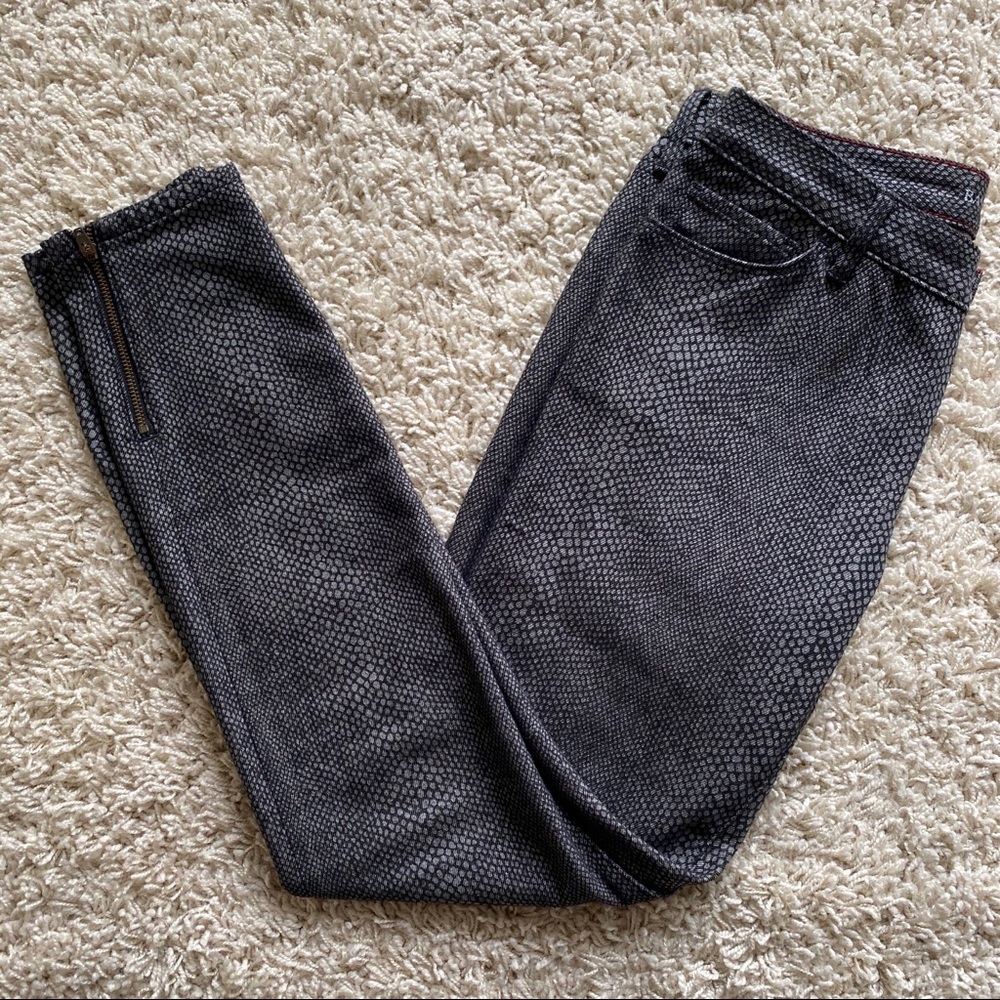 Banana Republic Snakeskin Print Pants size 26